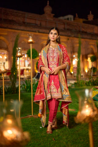 Epitome of Elegance: The Handcrafted Crimson Anarkali Ensemble